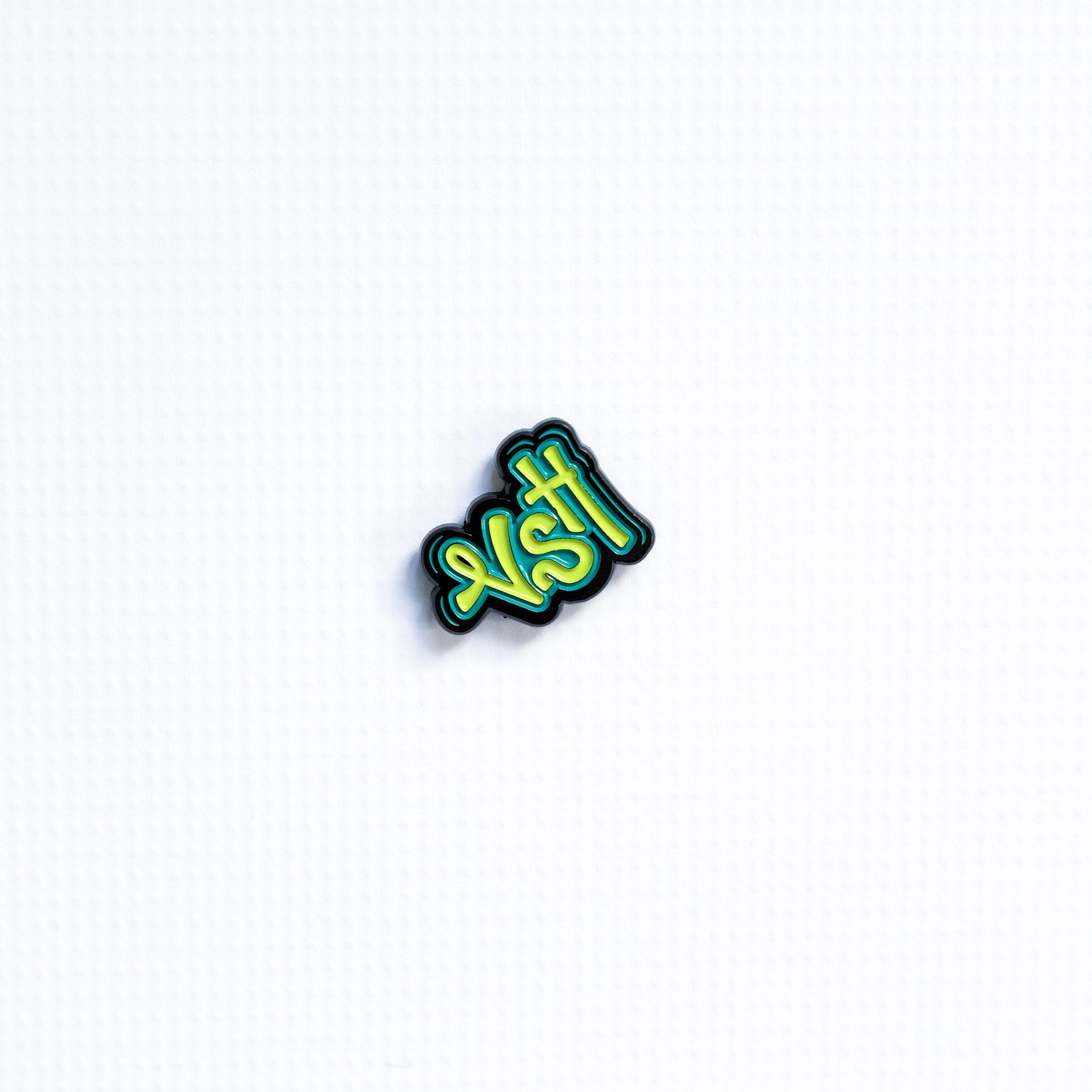 small magnet with VSH logo