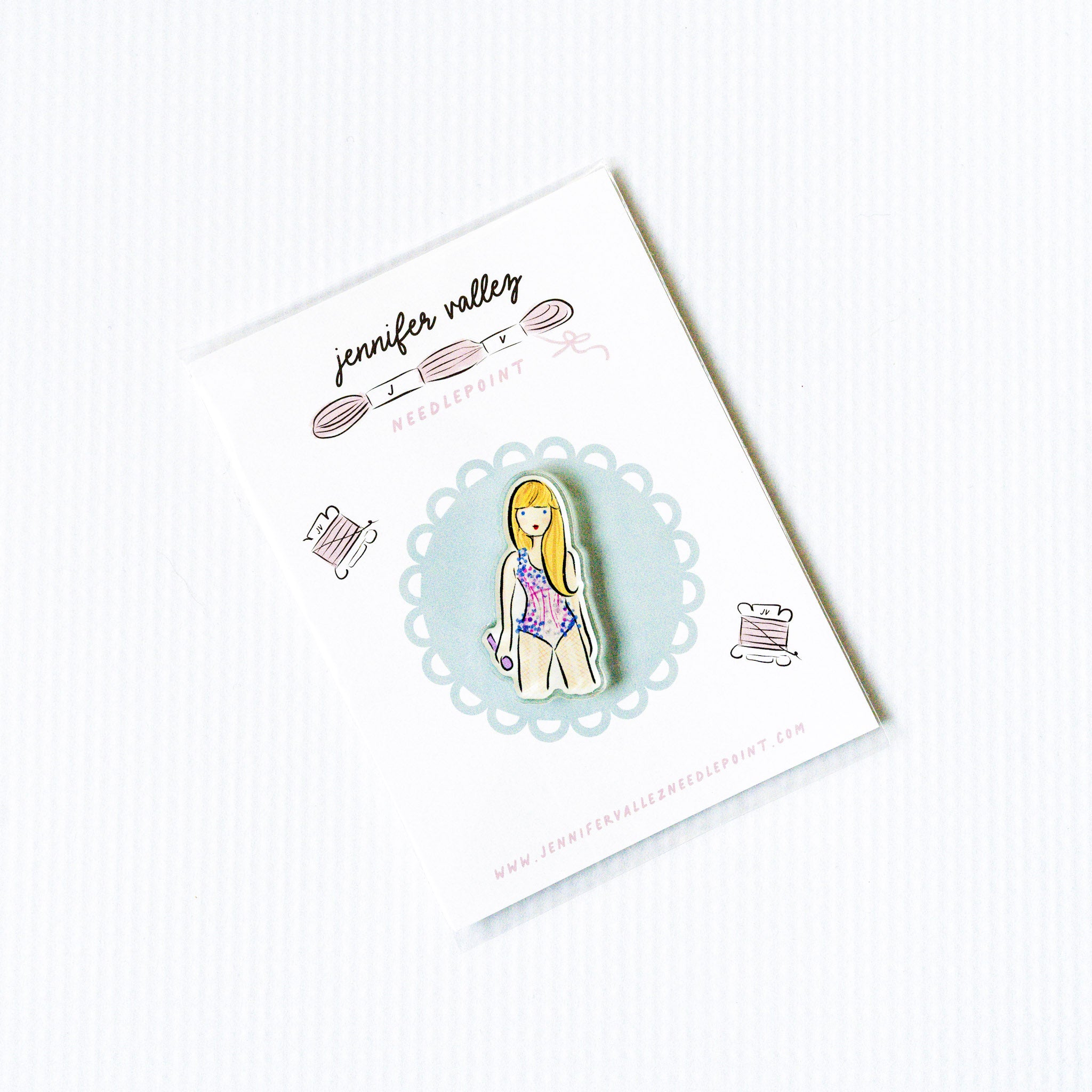 Needleminder magnet with a design of Taylor Swift illustration